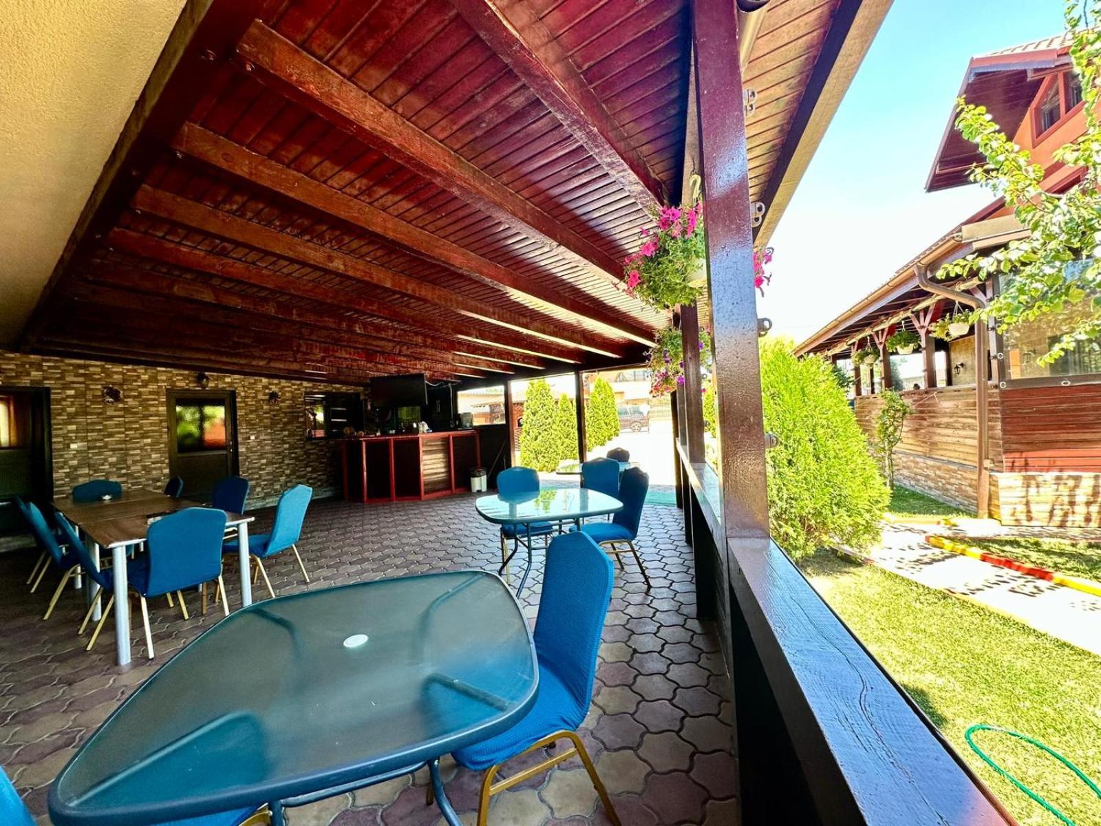 Hotel Pensiunea Bianca Corbu  Exterior foto